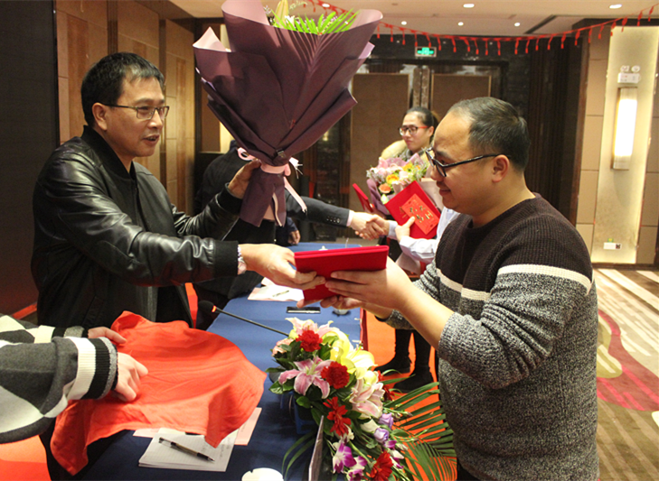 k8����(�й�)����Ӯ�ҡ�һ������